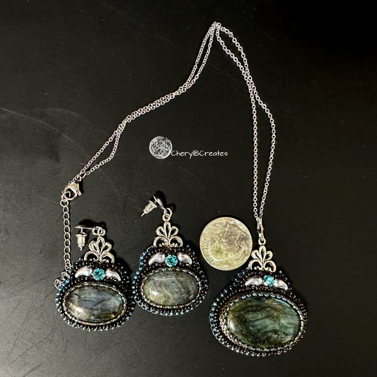 Labradorite With Scroll Pendant Necklace Set