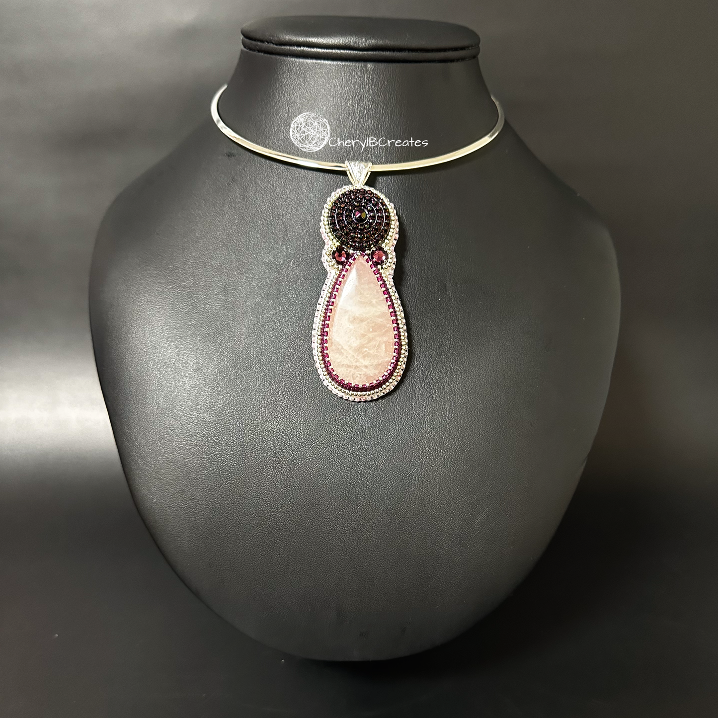 Rose Quartz Pendant Necklace Set