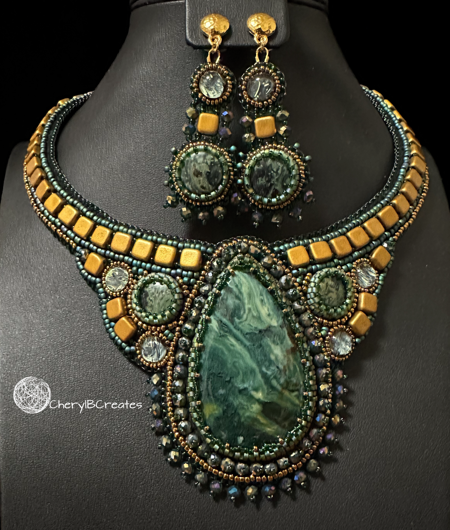 Calla Necklace Set