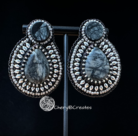 Picasso Bib Necklace Set