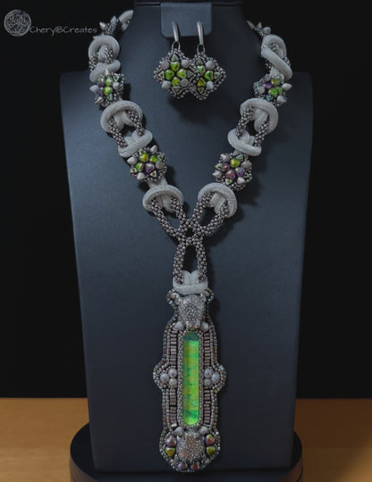 Kinga Bledsoe's Brutalist Ribbon Necklace Set