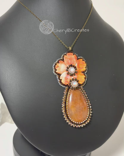 Spiny Oyster Flower Pendant Necklace