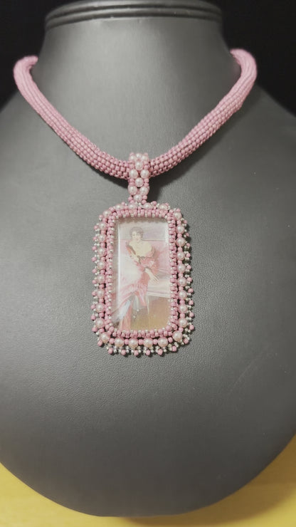 Sultry Lady Necklace